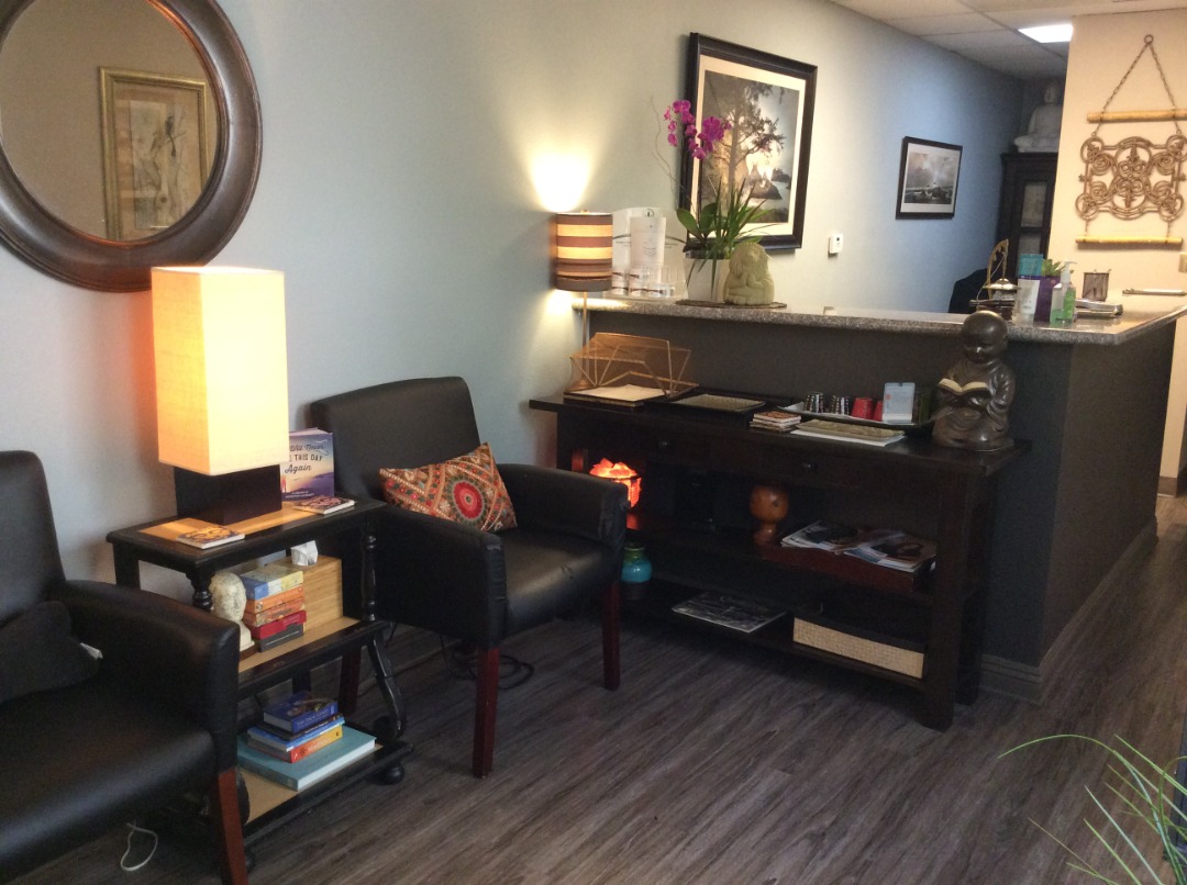 Reception room at Healing Compass Natural Health Center Reception room at Healing Compass Natural Health Center