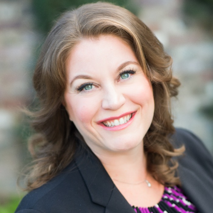 Dr Stephanie Zgraggen, DC, MS, CNS, CCN